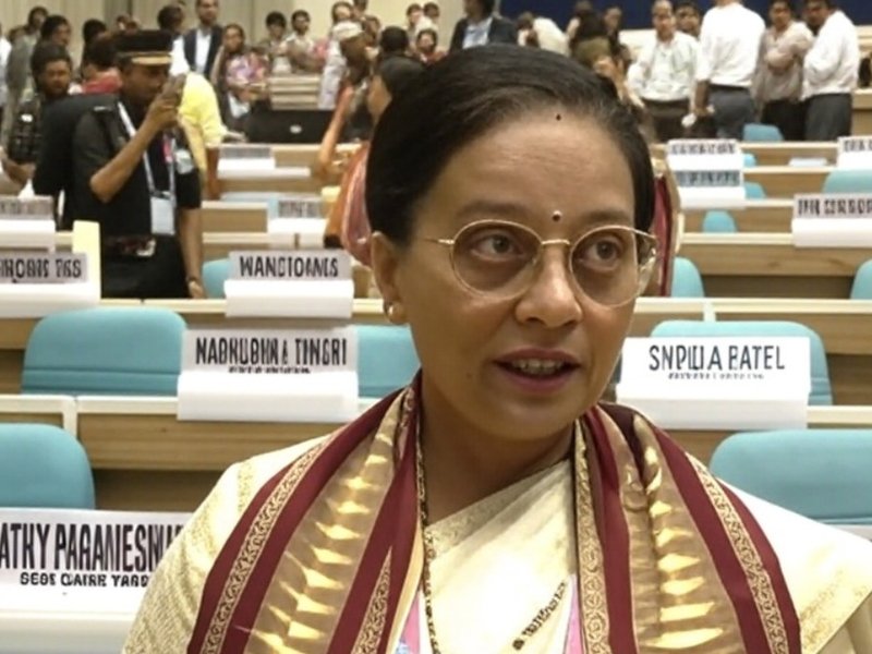 किसी ने बढ़ाई विज्ञान में रुचि तो किसी ने स्कूल को बनाया पॉल्यूशन फ्री, राष्ट्रपति से सम्मान पाकर शिक्षक गदगद