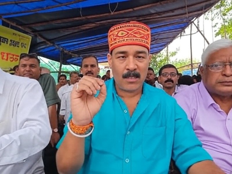 झारखंड: शिक्षक दिवस पर वित्तरहित शिक्षकों का राजभवन के सामने धरना, अपनी मांगों पर अड़े