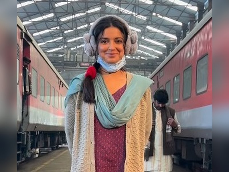 दिव्या खोसला कुमार की 'एक चतुर नार' रिलीज के लिए तैयार, बीटीएस वीडियो ने बढ़ाया उत्साह