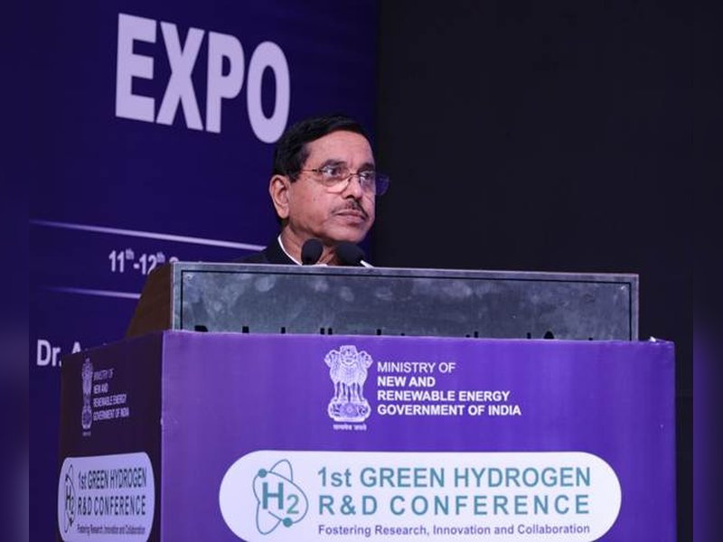 Govt launches Rs 100 crore fund to boost green hydrogen start-ups