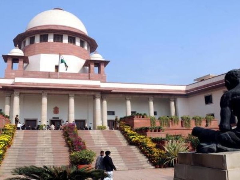 'कलेक्टर को प्रॉपर्टी विवाद पर फैसला लेने का अधिकार नहीं', वक्फ कानून के कई प्रावधानों पर सुप्रीम कोर्ट की रोक