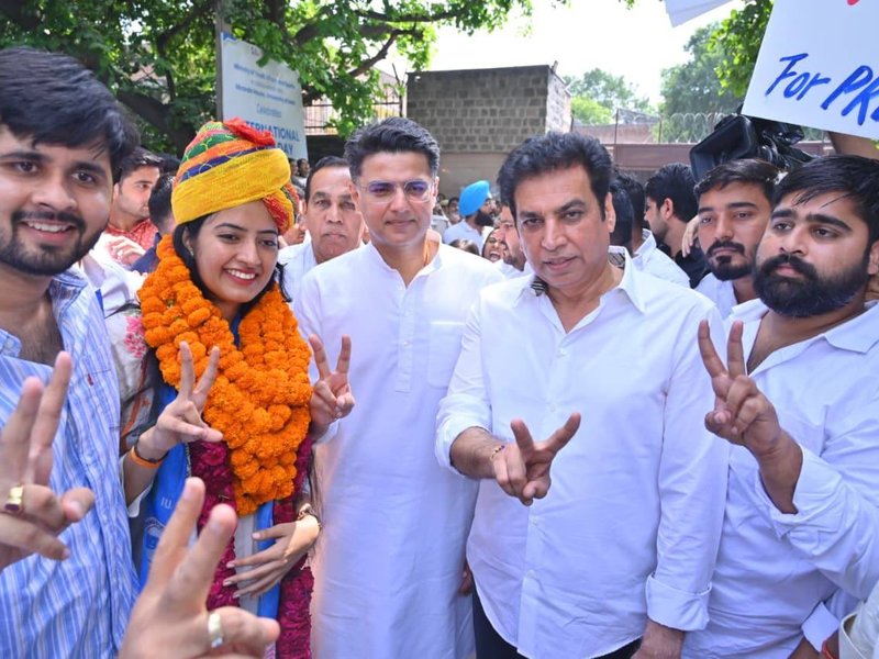 दिल्ली विश्वविद्यालय छात्रसंघ चुनाव में नेताओं की एंट्री, सचिन पायलट ने एनएसयूआई का किया प्रचार