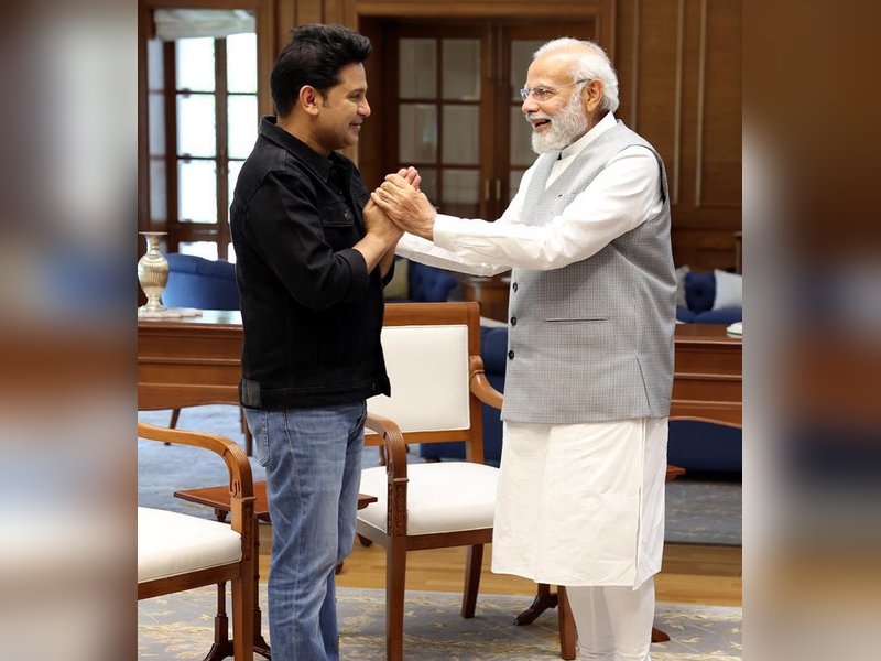 पीएम मोदी के 75वें जन्मदिन पर फिल्मी सितारों ने दी बधाई, कहा- 'हम आपके सदैव ऋणी रहेंगे' पीएम मोदी के 75वें जन्मदिन पर फिल्मी सितारों ने दी बधाई, कहा- 'हम आपके सदैव ऋणी रहेंगे'