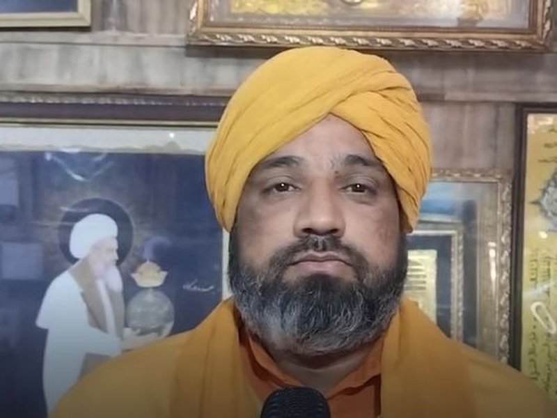 'नया भारत आंख मिलाकर बात करता है', पीएम मोदी के नेतृत्व की नसीरुद्दीन चिश्ती ने की सराहना