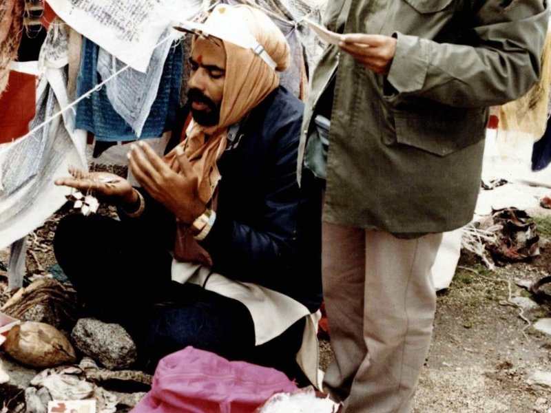 प्रधानमंत्री मोदी के 75वें जन्मदिन पर कैलाश मानसरोवर की उनकी आध्यात्मिक यात्रा को किया याद