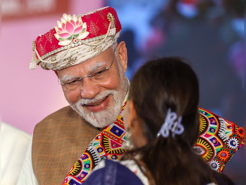 प्रधानमंत्री अटल पेंशन योजना : मध्यमवर्गीय परिवारों के लिए आर्थिक सहारा