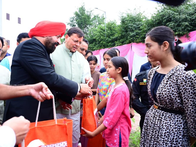 पीएम मोदी के 75वें जन्मदिन पर उत्तराखंड में 'स्वस्थ नारी–सशक्त परिवार' अभियान, मुख्यमंत्री और राज्यपाल ने दी शुभकामनाएं 