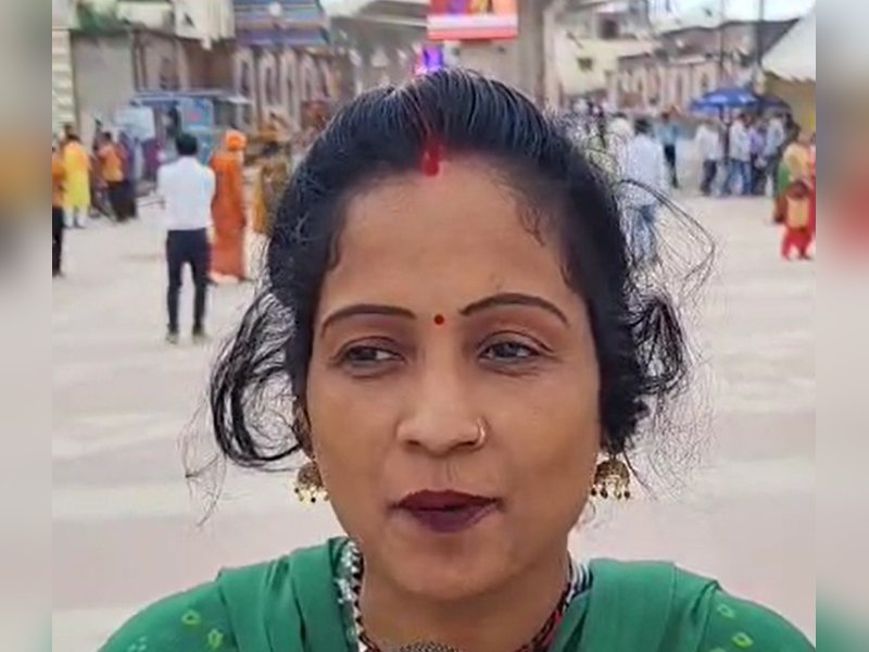 अयोध्‍या: श्रद्धालुओं ने पीएम मोदी को दीं जन्‍मदिन की शुभकामनाएं, उनके कार्यकाल को सराहा