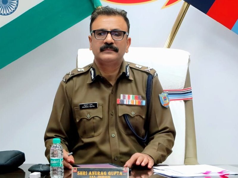 झारखंड में 30 आईपीएस का तबादला, डीजीपी अनुराग गुप्ता एसीबी और सीआईडी डीजी के प्रभार से मुक्त
