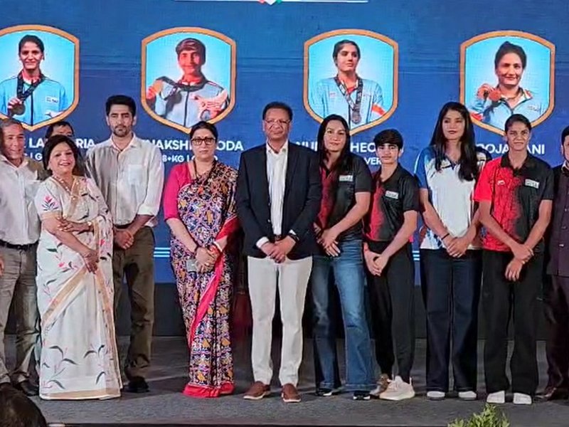 सफलता का जश्न देख खुशी होती है, स्मृति ईरानी से सम्मानित होकर बोलीं महिला मुक्केबाज 