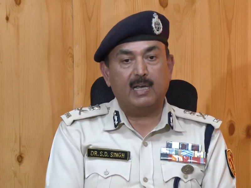लोगों को भड़का रहे थे सोनम वांगचुक, लेह की घटना पूर्व-नियोजित थी: लद्दाख डीजीपी