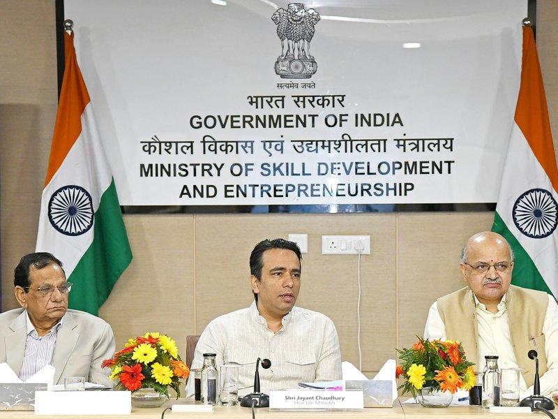 NITI Aayog, roadmap, AI, informal workers