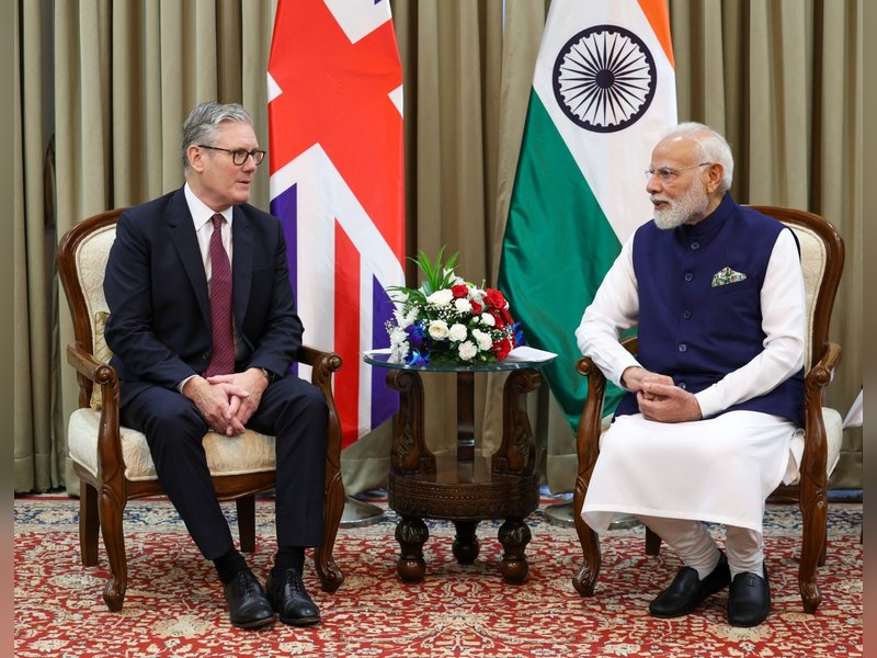 कीर स्टार्मर संग पीएम मोदी ने की बैठक, भारत-ब्रिटेन के बीच शिक्षा समेत कई क्षेत्रों में हुए समझौते