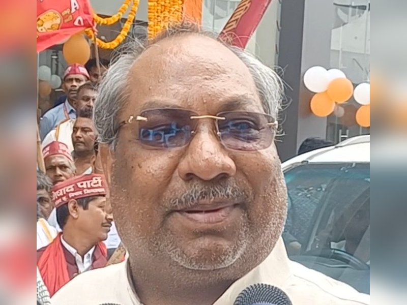 चंदौली में पीएम मोदी ने मछली मंडी का किया उद्घाटन, मत्स्यपालकों और किसानों को मिली बड़ी सौगात