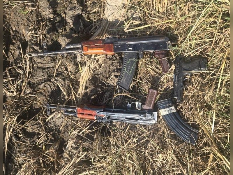 पंजाब पुलिस और बीएसएफ की बड़ी कार्रवाई, भारत-पाक सीमा से तीन हथियार बरामद