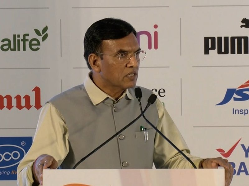 दिल्ली में सम्मानित पेरिस 2024 ओलंपिक मेडलिस्ट, खेल मंत्री ने खिलाड़ियों के साथ कोच की भूमिका को सराहा