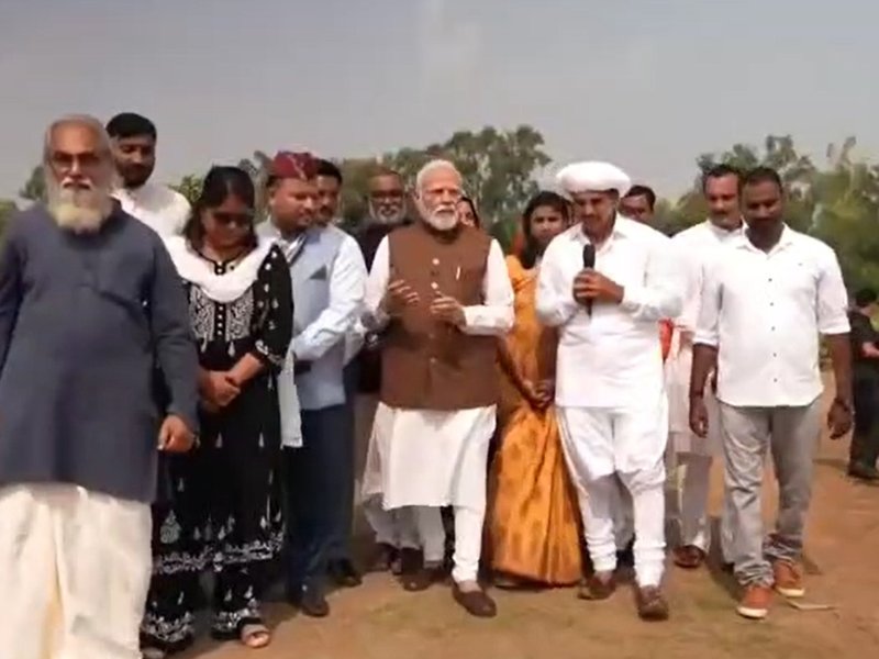 पीएम मोदी के साथ संवाद ने बढ़ाया किसान का हौसला, 'गोकुल मिशन' से 2 करोड़ की सब्सिडी से फल-फूल रहा फार्म