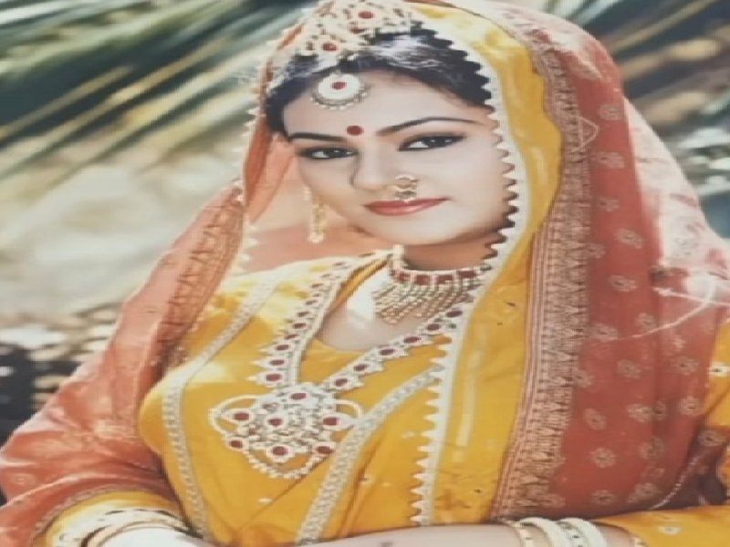 अनुपम खेर, दीपिका चिखलिया समेत कई स्टार्स ने फैंस को दी धनतेरस की बधाई