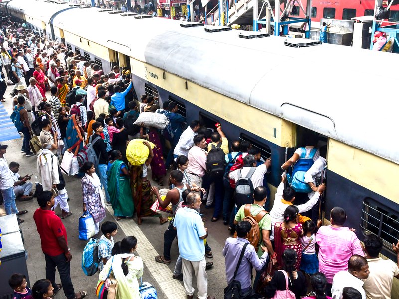 Railways to run 1,500 extra trains in next 5 days to clear Chhath festive rush