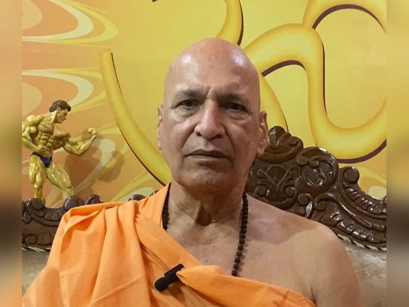योग ही हर समस्या का समाधान, पीएम मोदी श्रेष्ठ उदाहरण: स्‍वामी भारत भूषण