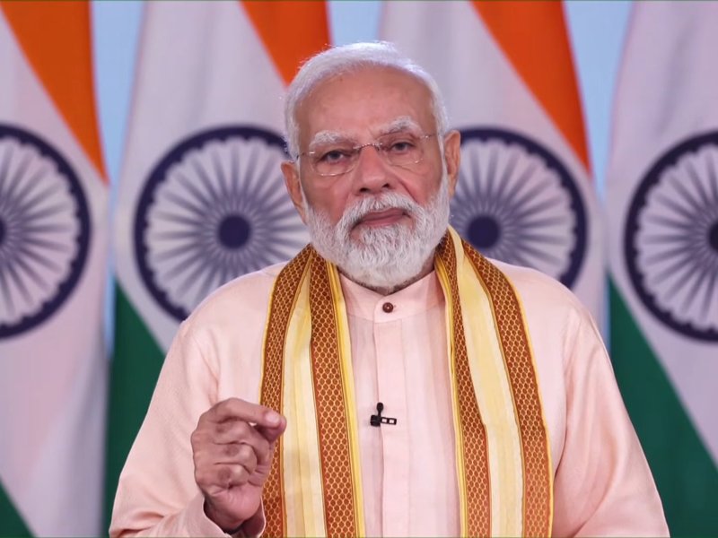 'युवाओं का सशक्तिकरण सरकार की प्राथमिकता', पीएम मोदी ने रोजगार मेले में सौंपे 51 हजार नियुक्ति पत्र