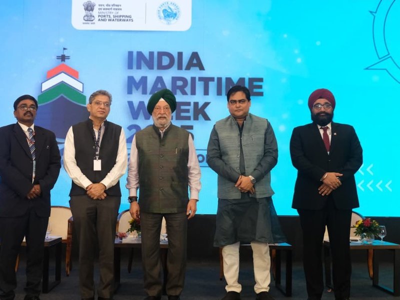 भारत की आर्थिक वृद्धि दर में एनर्जी और मैरीटाइम सेक्टर की अहम भूमिका : हरदीप पुरी