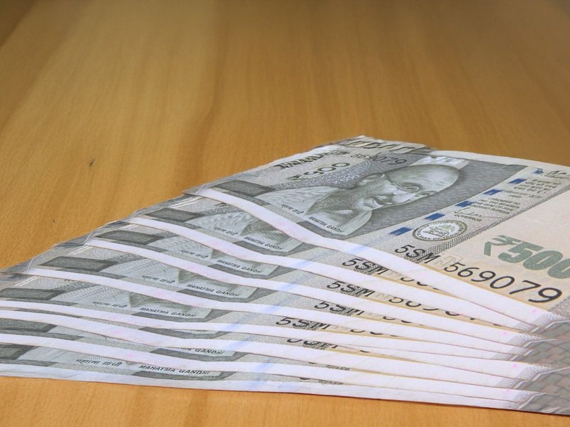 विश्व बचत दिवस : लोगों में बचत की आदत को बढ़ावा देता है यह दिन, द्वितीय विश्व युद्ध के बाद हुआ लोकप्रिय