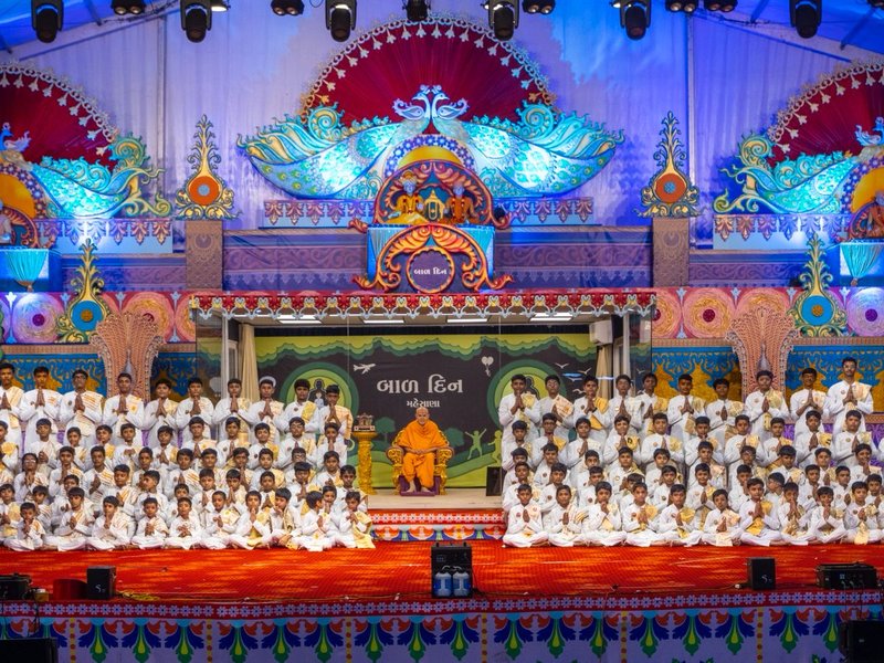 बीएपीएस के 'मिशन राजीपो'  के तहत 40,000 छात्रों ने संस्कृत को संस्कार में बदला