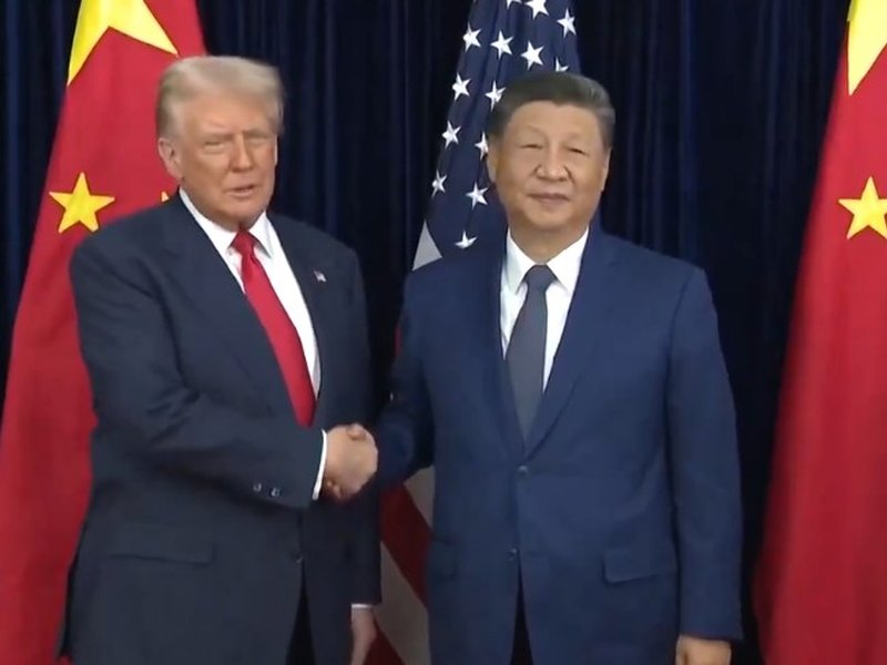 दक्षिण कोरिया के बुसान में हुई शी जिनपिंग और डोनाल्ड ट्रंप की मुलाकात, अमेरिकी राष्ट्रपति बोले- 'बहुत ही सख्त हैं...'