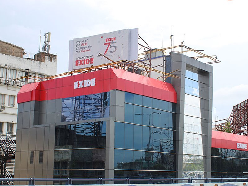 एक्साइड इंडस्ट्रीज के ऑफिस और मैन्युफैक्चरिंग यूनिट्स का आयकर विभाग ने किया सर्वेक्षण, दूसरी तिमाही के नतीजे टले