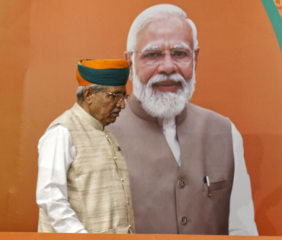 गरिमा का सम्मान कर सांसद के पीछे खड़े रहे पीएम मोदी, अर्जुन राम मेघवाल ने बताई पूरी कहानी