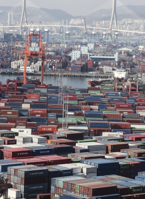 S. Korea's daily exports down 10.6 pc in Sep amid US tariffs