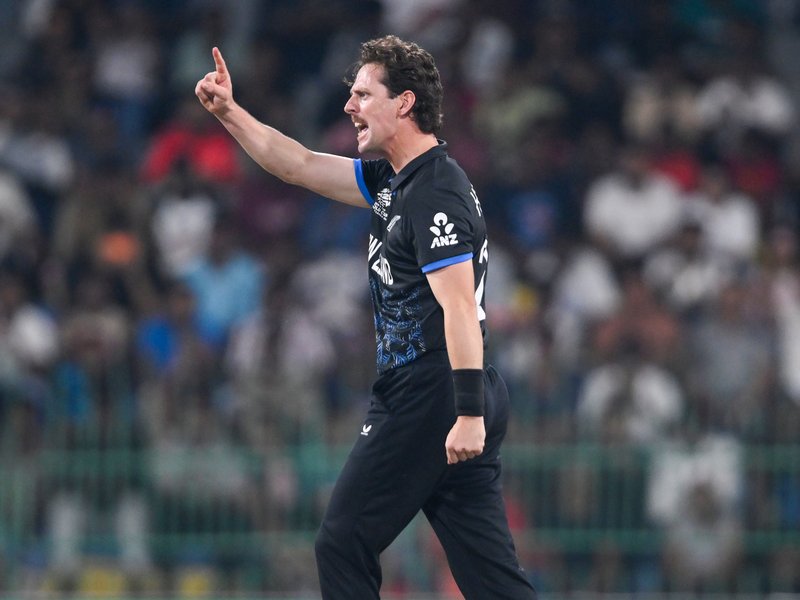 T20 WC: NZ pacer Matt Henry to return home on paternity leave