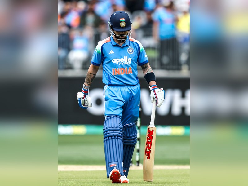 भारत बनाम ऑस्ट्रेलिया : विराट कोहली फिर से 'फ्लॉप', लगातार दूसरे मैच में नहीं खोल सके खाता
