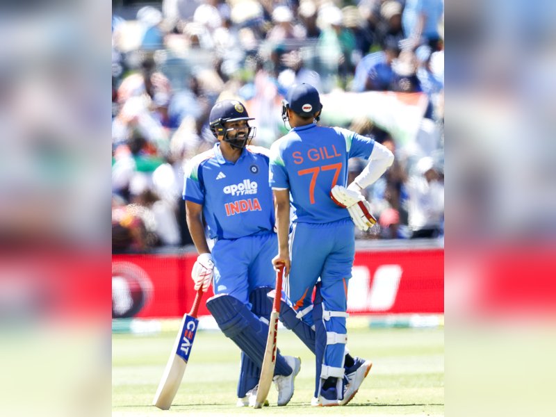 भारत बनाम ऑस्ट्रेलिया: वनडे फॉर्मेट में रोहित शर्मा ने तोड़ा गांगुली का रिकॉर्ड