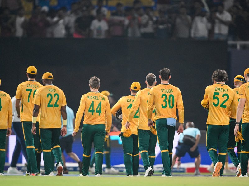 T20 WC: 'It wasn’t a choke, it was a bloody walloping,' says SA head coach Conrad after semis defeat