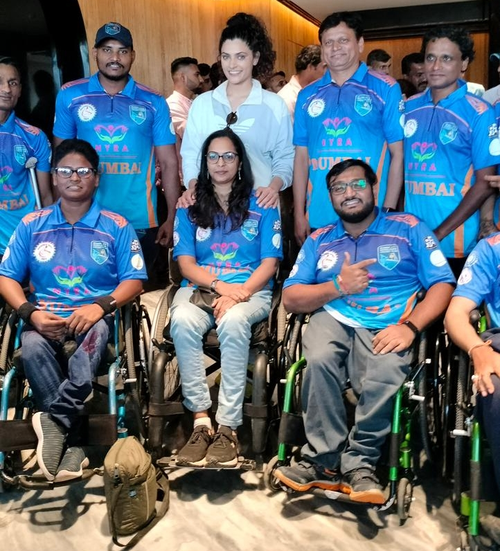  Saiyami Kher, BCCI host special screening of 'Ghoomer' for paraplegic cricketers