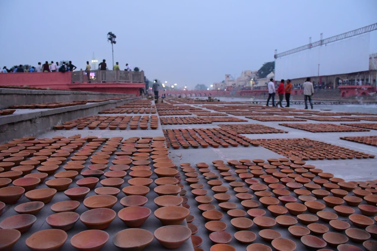 Ayodhya set to shine for â€˜Deepotsavâ€™