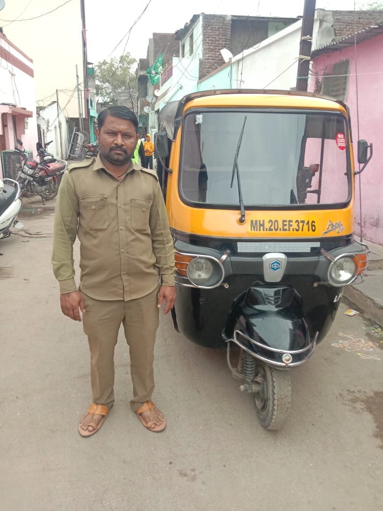 Plea To Maha Cm: Make Jarange-patil 2nd Cm To Solve Quota Muddle Plea To Maha Cm: Make Jarange-patil 2nd Cm To Solve Quota Muddle-TeluguStop.com