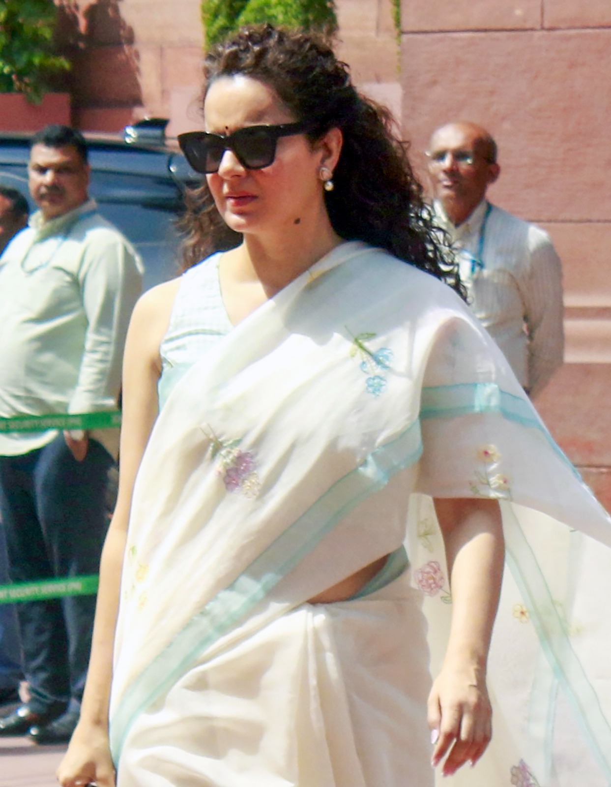 Kangana Ranaut SHARES Jaw-Dropping Footage of India’s S-400 ‘Sudarshan ...