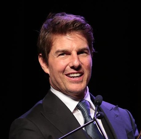 Tom Cruise's SHOCKING 125-Pound Diving Suit Stunt in ‘Mission