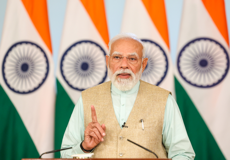 PM Modi condemns Mamata government for insulting Tribal President
