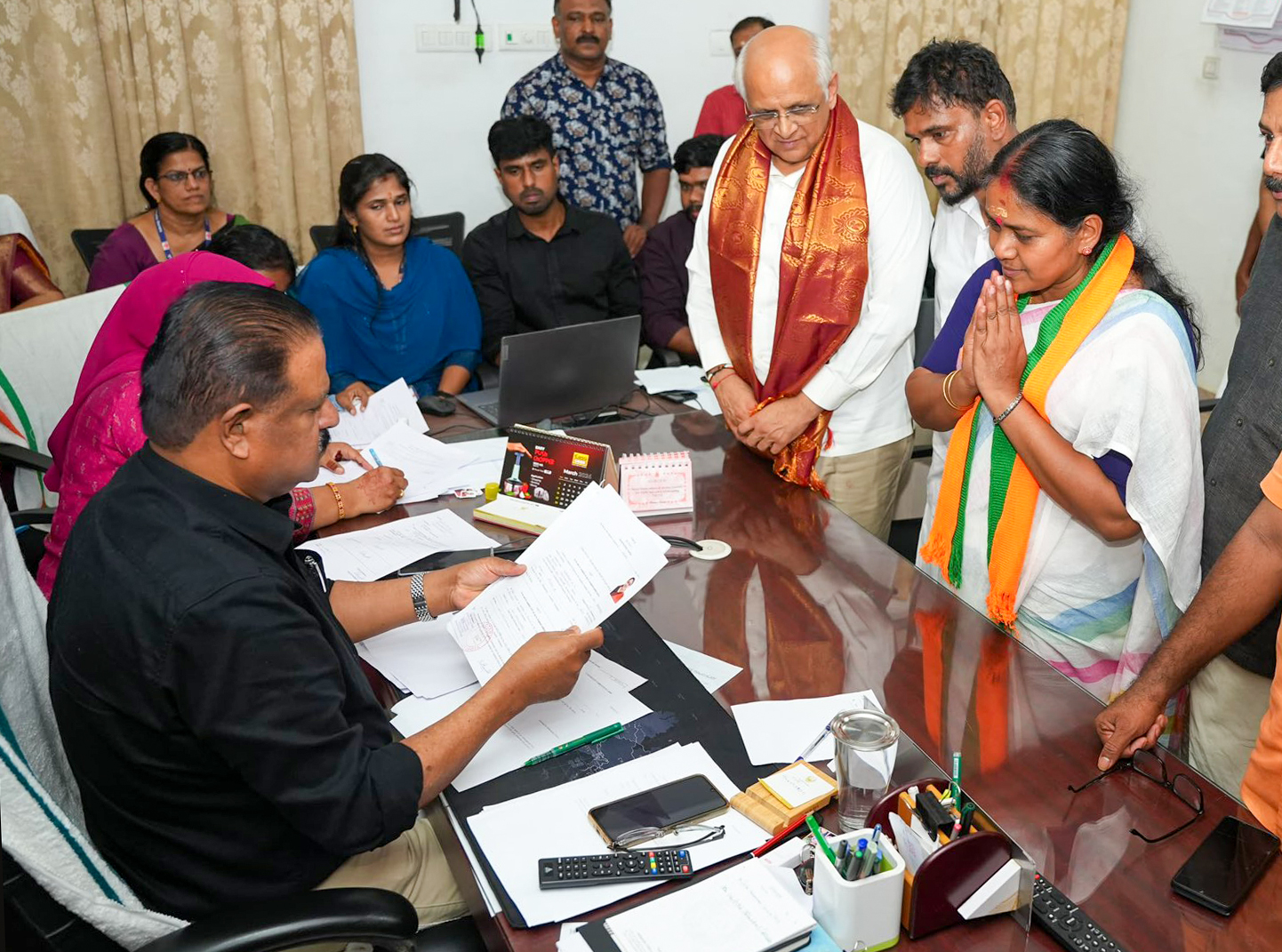Political controversy over alleged cash distribution in Palakkad elections