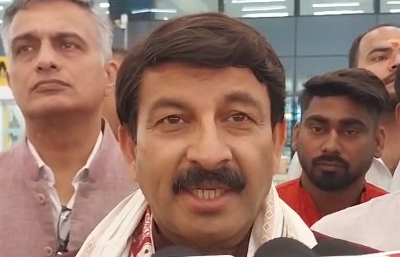 Manoj Tiwari speaking about excise duty cut on fuel