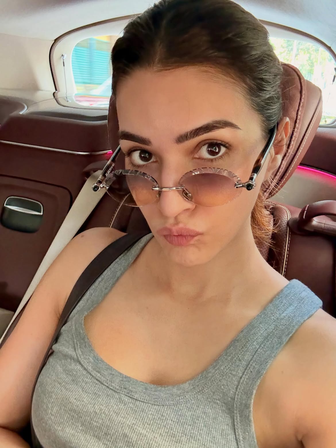Kriti Sanon Shares Heartfelt Letter from Young Fan Calling Her Beautiful