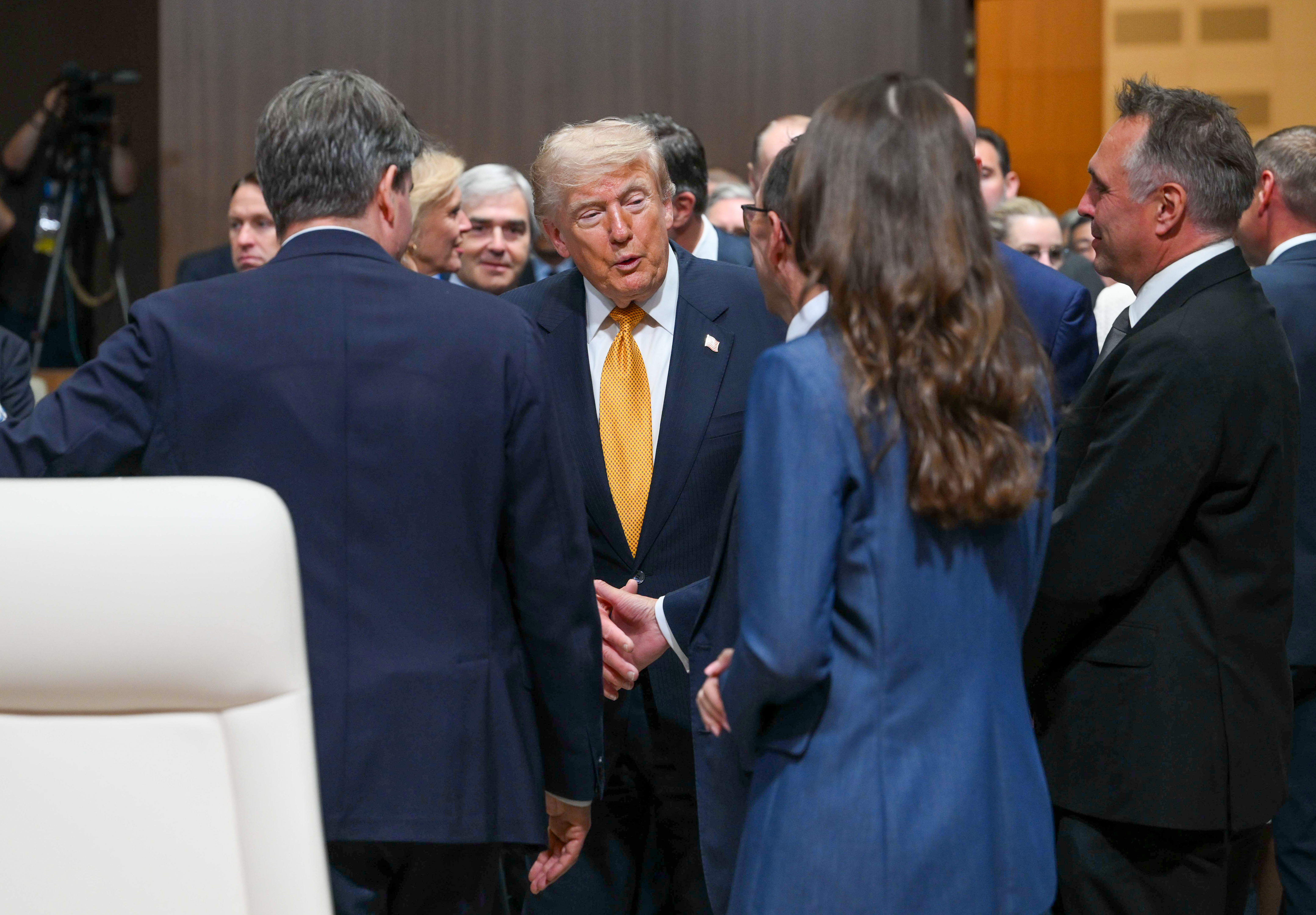 Trump touts $19.2 trillion US investment boom