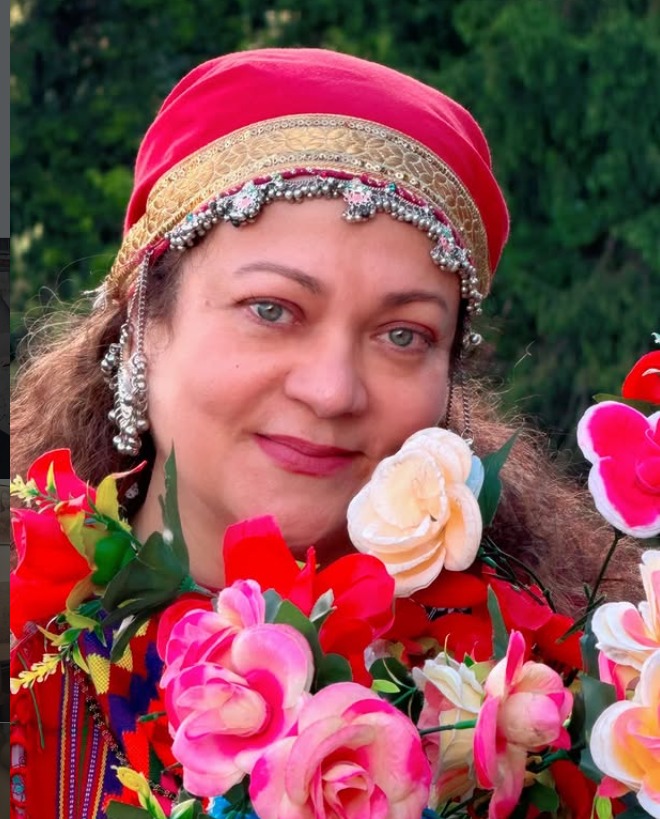 Mandakini wearing Himachali traditional attire during her Manali getaway