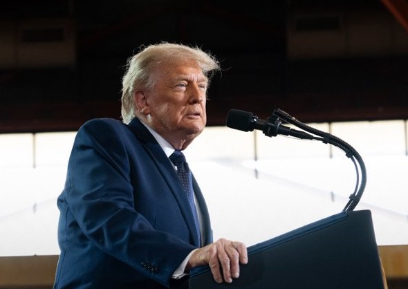 Trump threatens to target Iran's power plants, bridges unless Tehran returns to talks