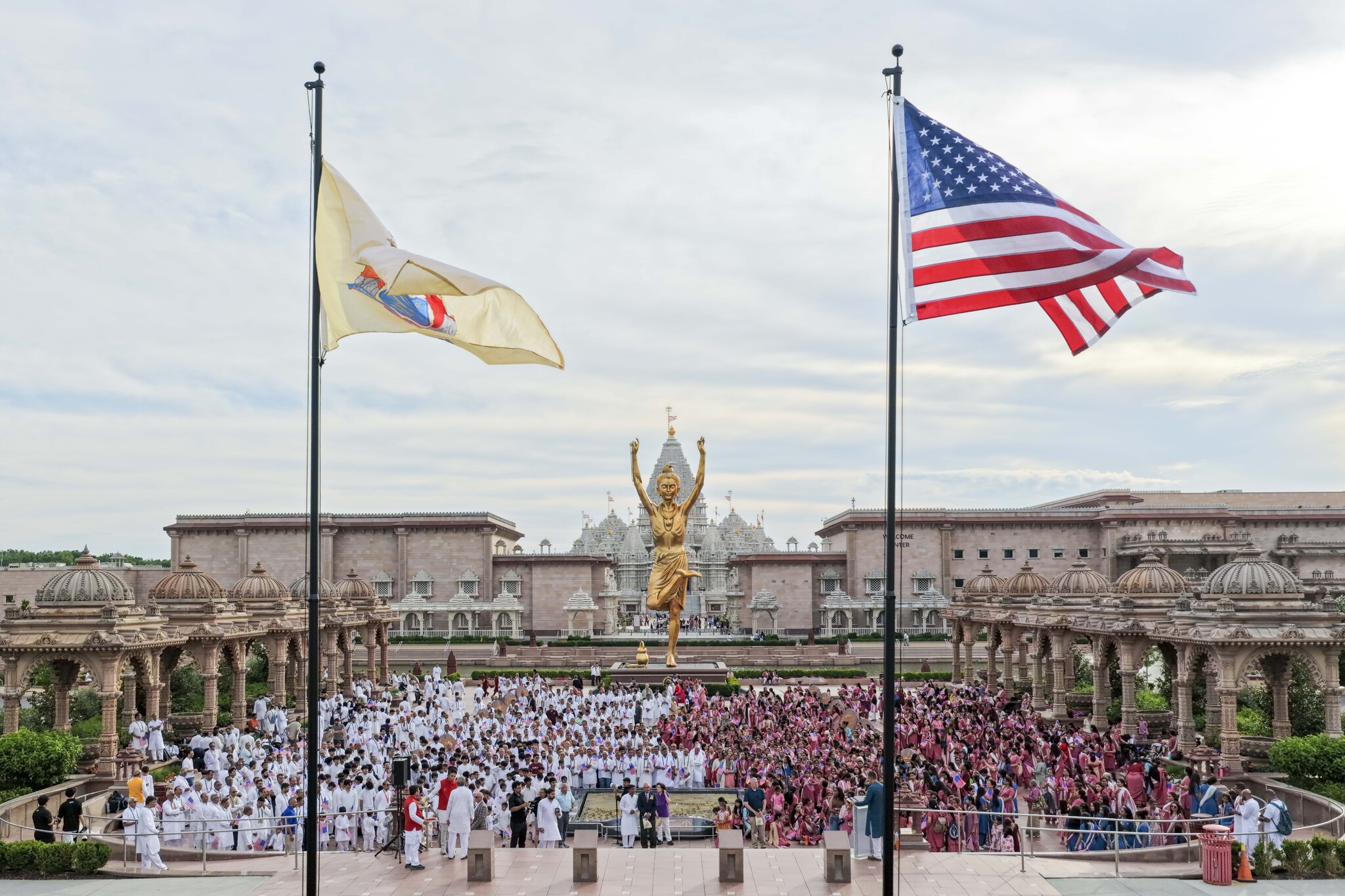 Temples across US mark 250 years of independence
