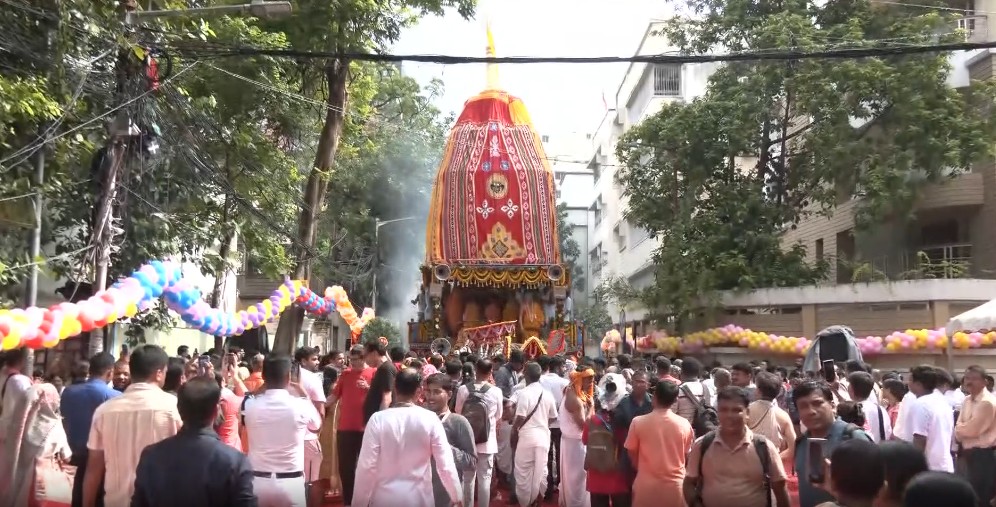 Kolkata placed under tight security for Rath Yatra celebrations